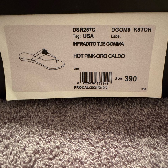 Versace Fuchsia Sandals with Gold Medusa Accent - Picture 6 of 6